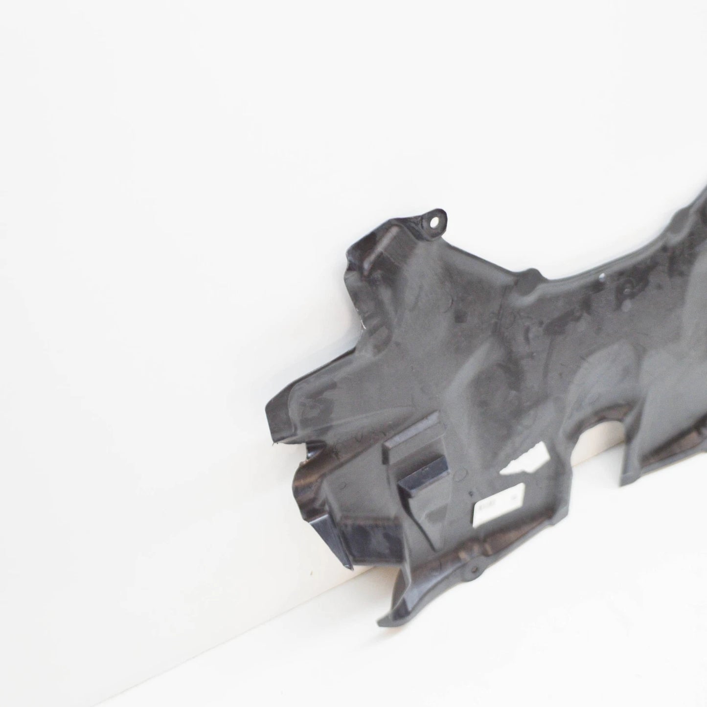 NEW MB SL R230 ENGINE COMPARTMENT BOTTOM CENTRAL TRIM A2305240830 ORIGINAL