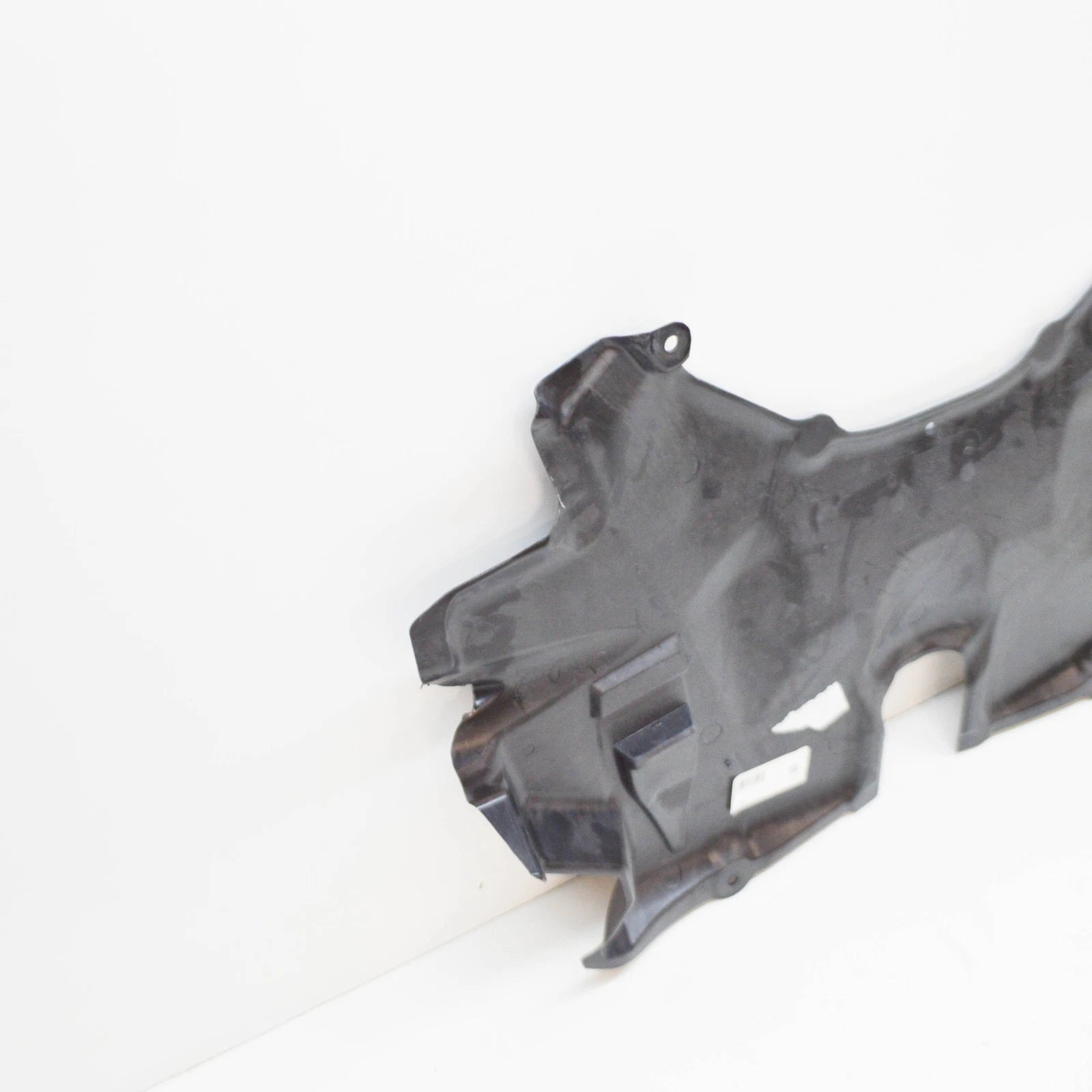 NEW MB SL R230 ENGINE COMPARTMENT BOTTOM CENTRAL TRIM A2305240830 ORIGINAL