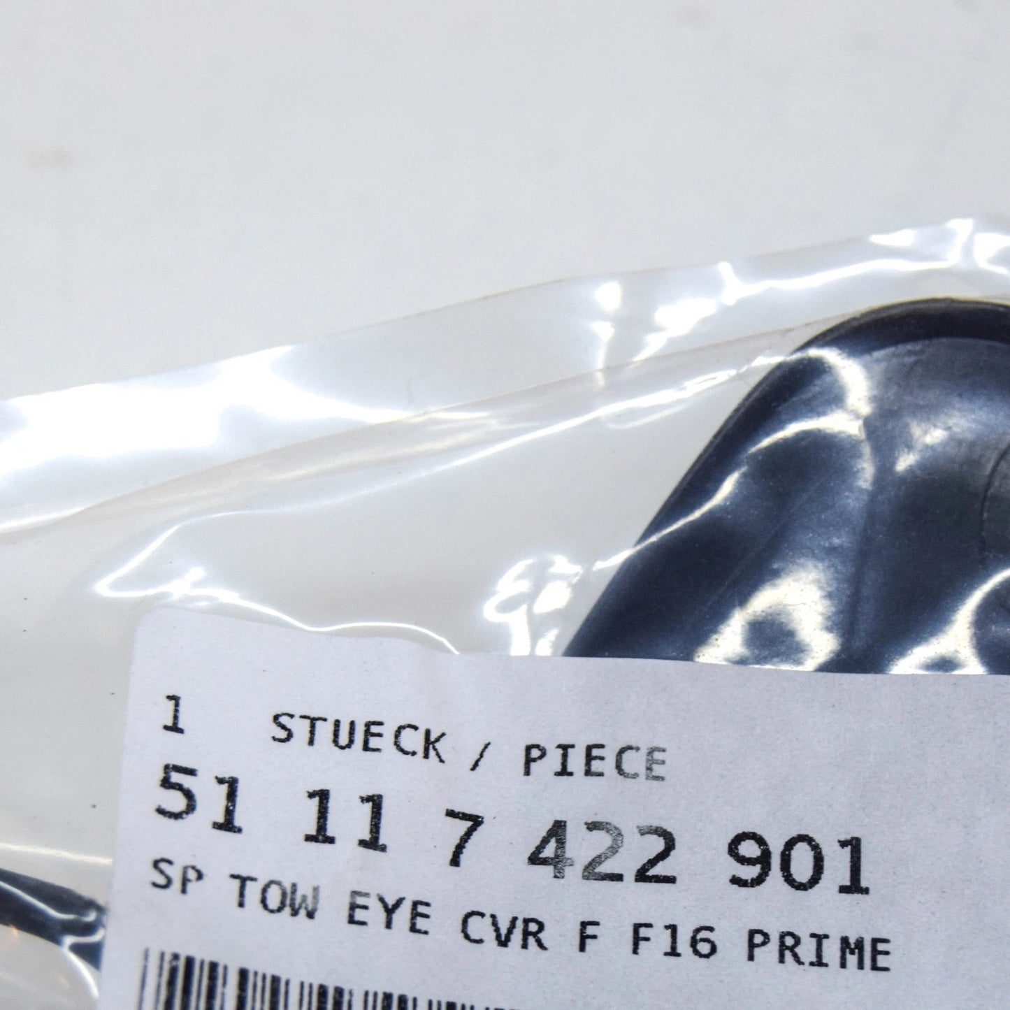 NEW BMW X6 F16 FRONT BUMPER TOW EYE HOOK COVER 51117422901 2016 ORIGINAL