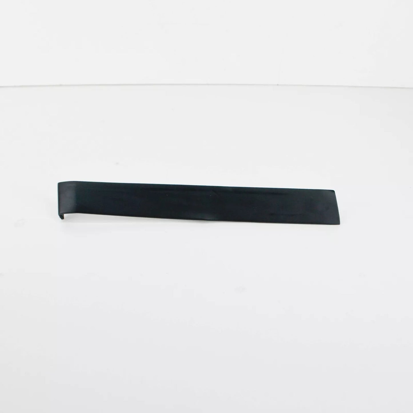 NEW MERCEDES-BENZ E W210 FRONT LEFT FENDER BOTTOM LEDGE A2106902562