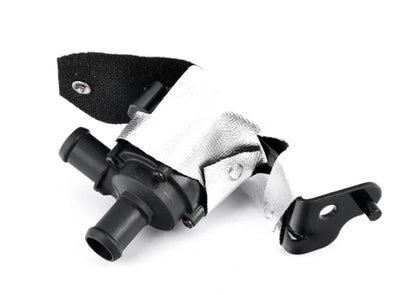 NEW VW GOLF 5G MK7 ADDITIONAL COOLANT WATER PUMP 5Q0121599AA ORIGINAL