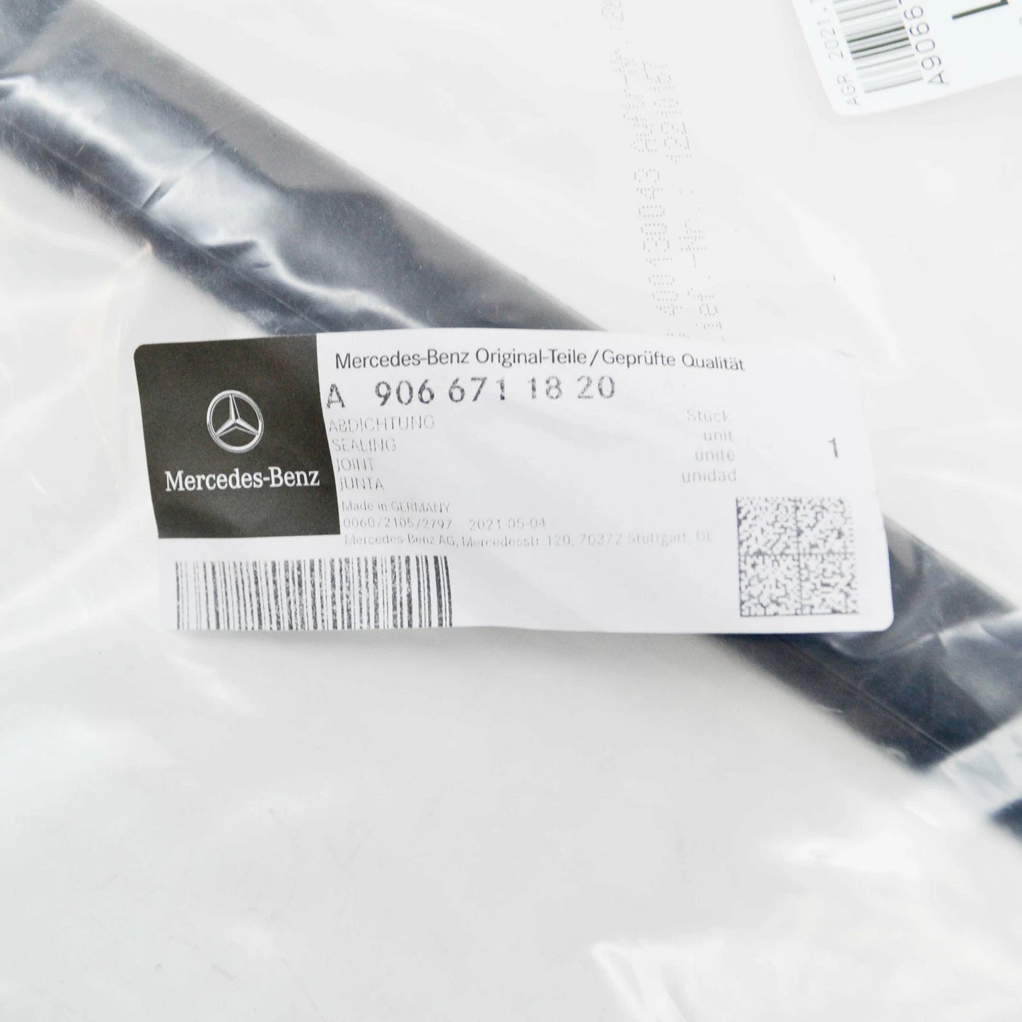 NEW MB SPRINTER 906 FRONT RIGHT QUARTER WINDOW SEAL GASKET A9066711820 ORIGINAL