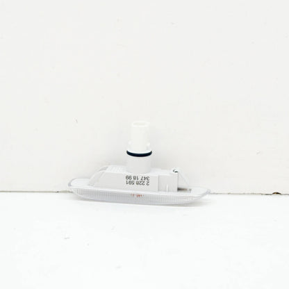 NEW BMW 3 E46 FRONT LEFT WHITE TURN INDICATOR LAMP 63132228591 ORIGINAL