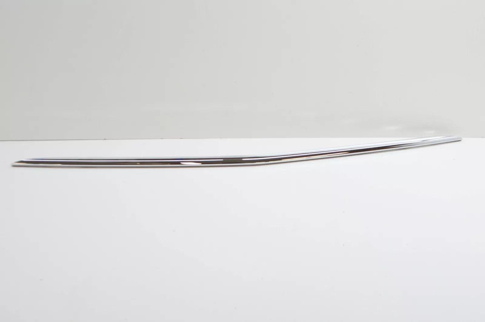 NEW MB CLA C117 FRONT BUMPER CENTER LOWER TRIM BAR A1188856100 ORIGINAL