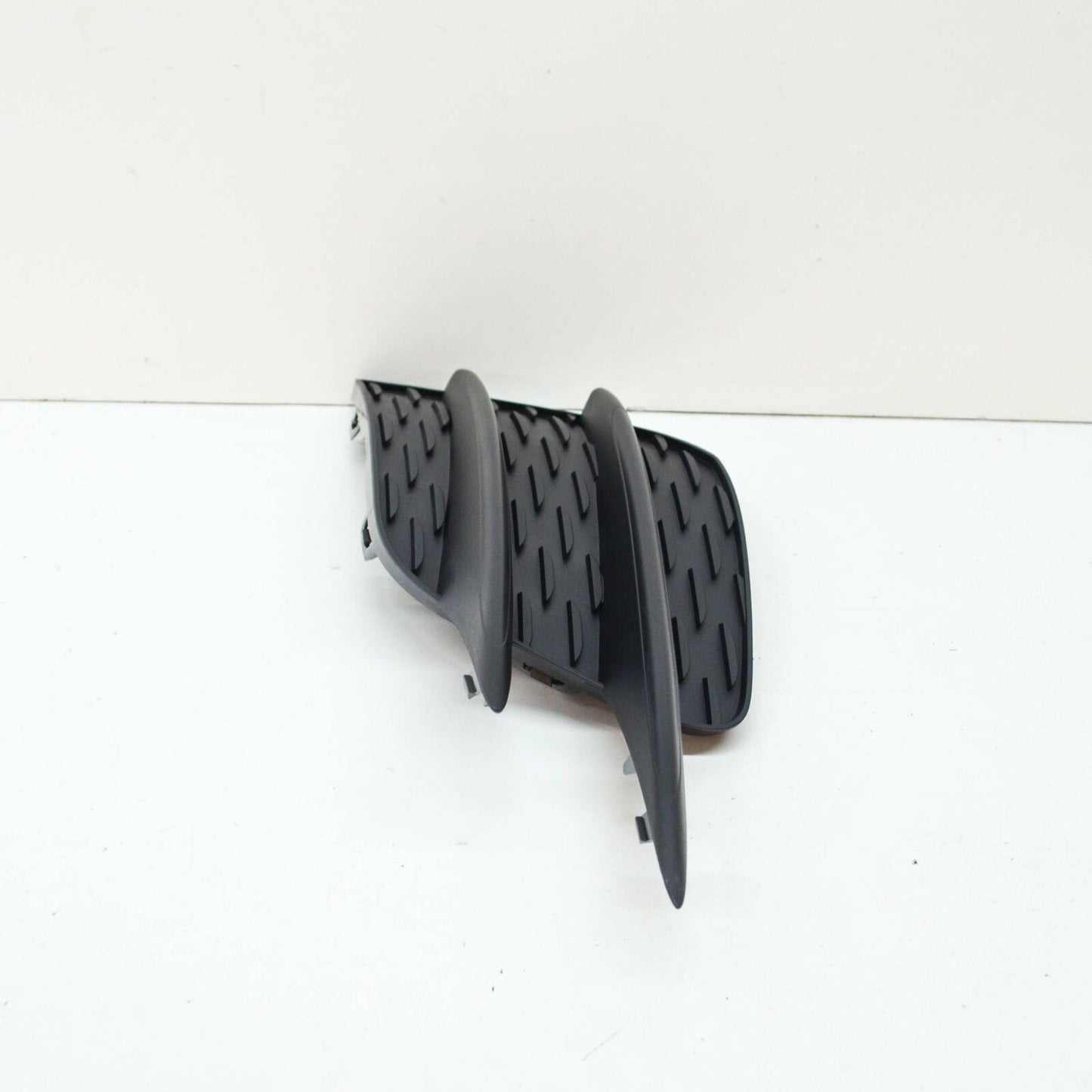 NEW MB B SPORTS TOURER W247 FRONT RIGHT BOTTOM RIGHT COVER A2478851002 ORIGINAL