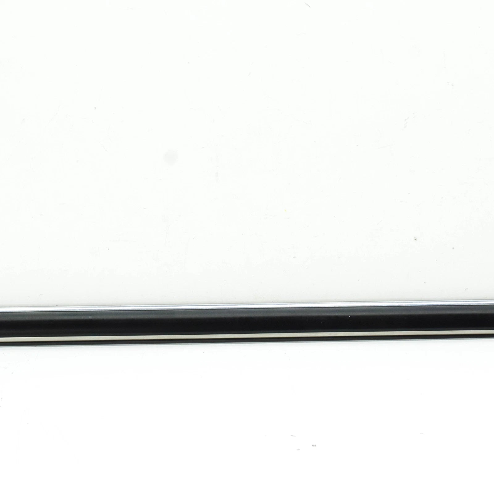 NEW BMW 1502-2002TII FRONT RIGHT DOOR MOLDING 1814688 51131814688 ORIGINAL