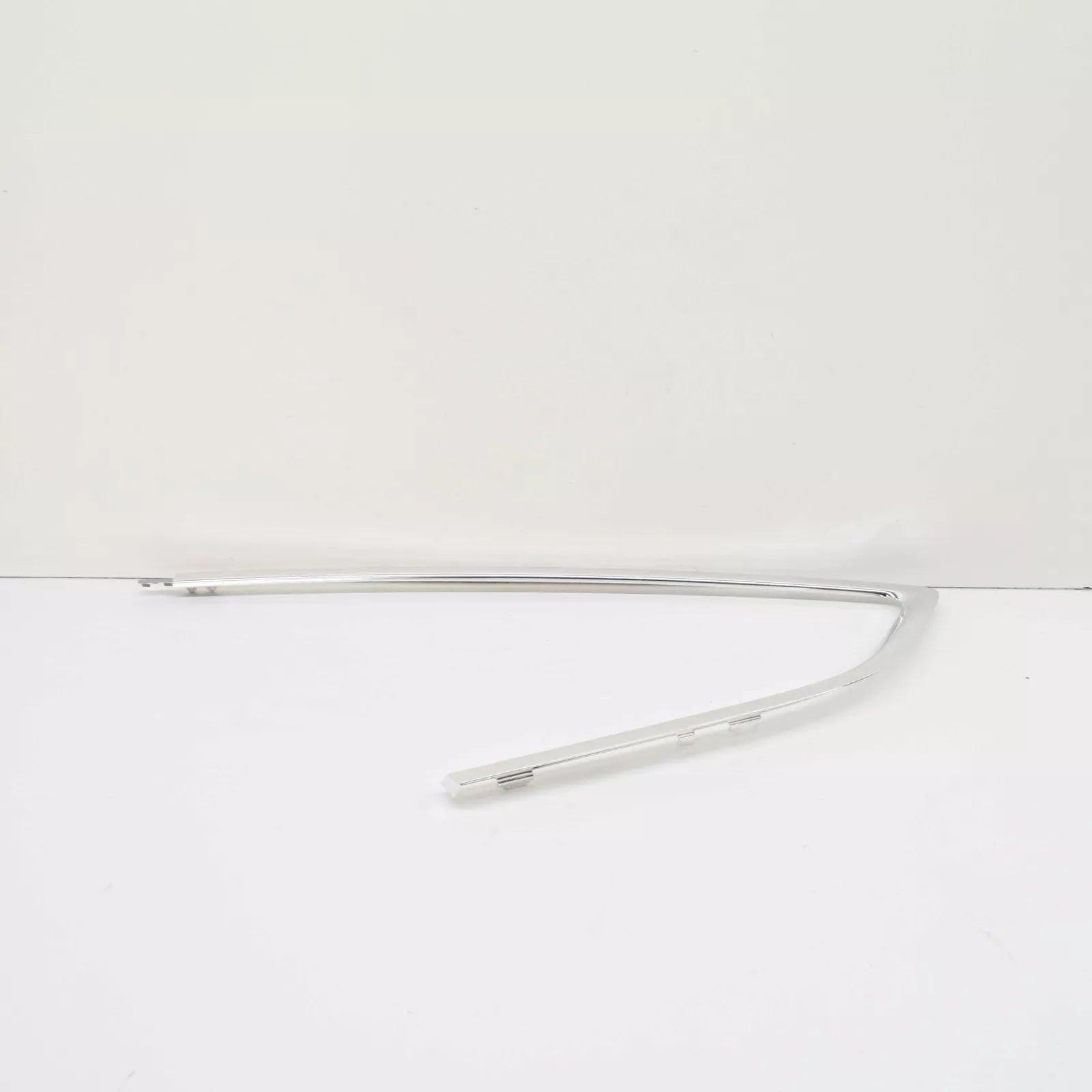 NEW AUDI A5 8T REAR LEFT QUARTER WINDOW MOLDING 8T8853345A2ZZ