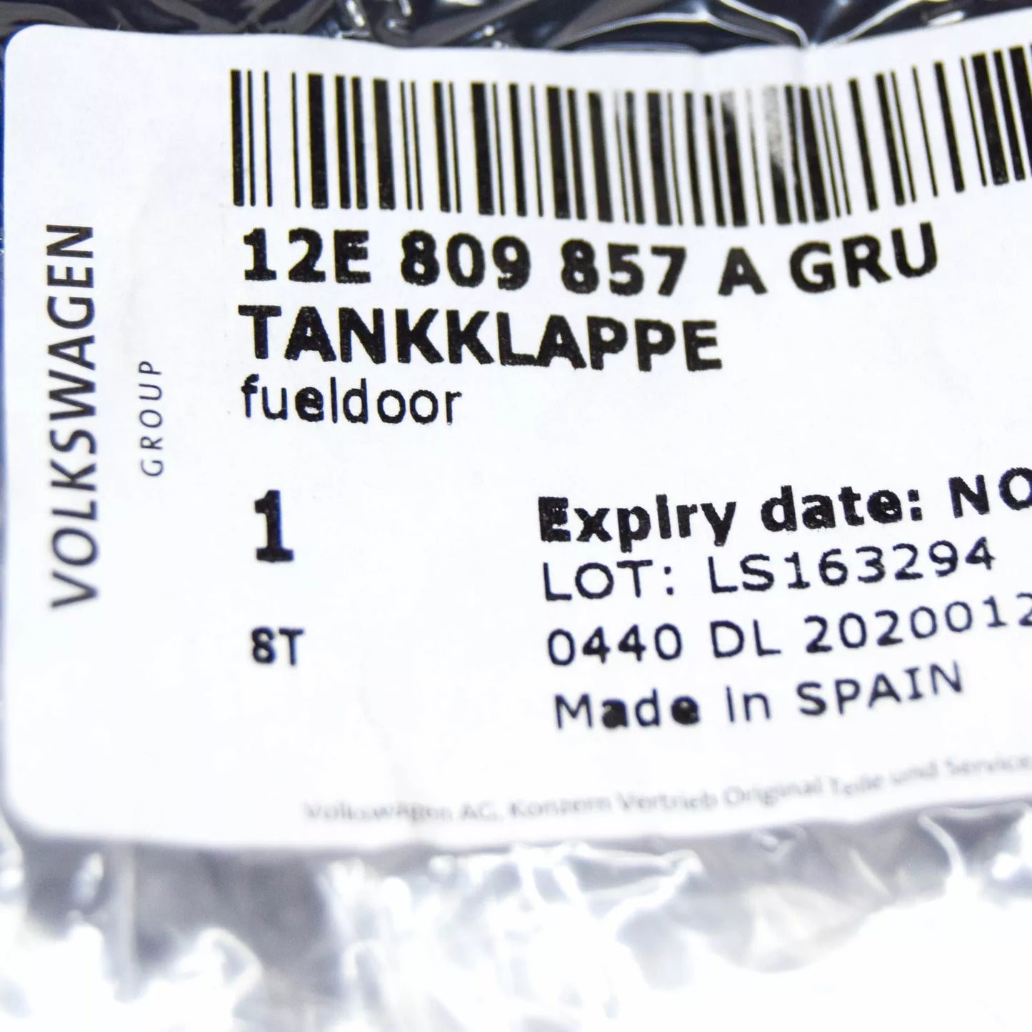 NEW VOLKSWAGEN UP FUEL FILLER FLAP 12E809857AGRU