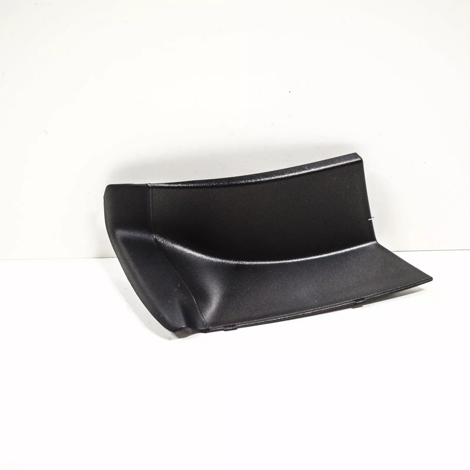 NEW AUDI A6 C7 REAR LEFT TAIL LIGHT TRIM 4G9945253A ORIGINAL