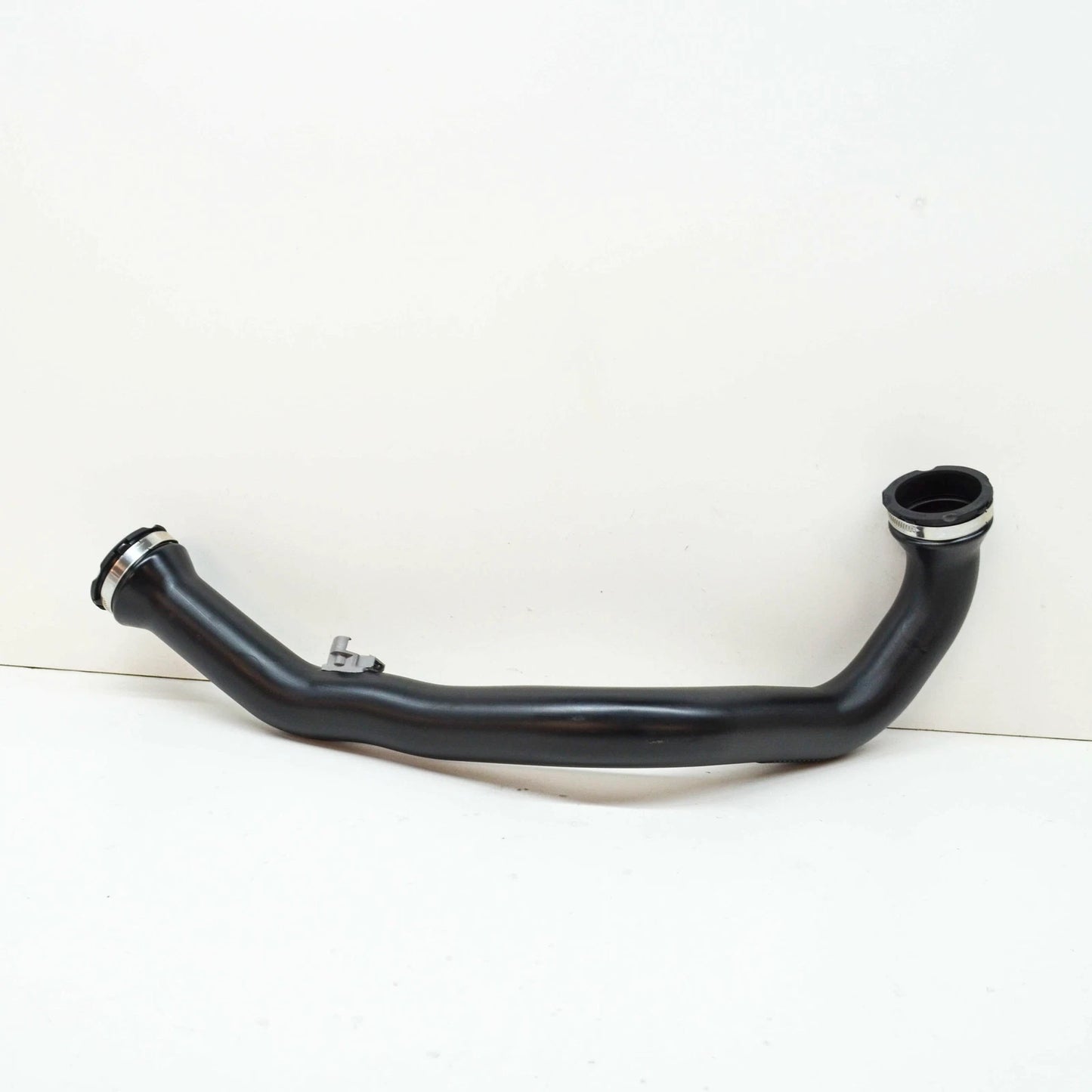 NEW AUDI A5 CABRIO 8W6 LEFT INTERCOOLER TURBOCHARGER HOSE 8W0145673AM