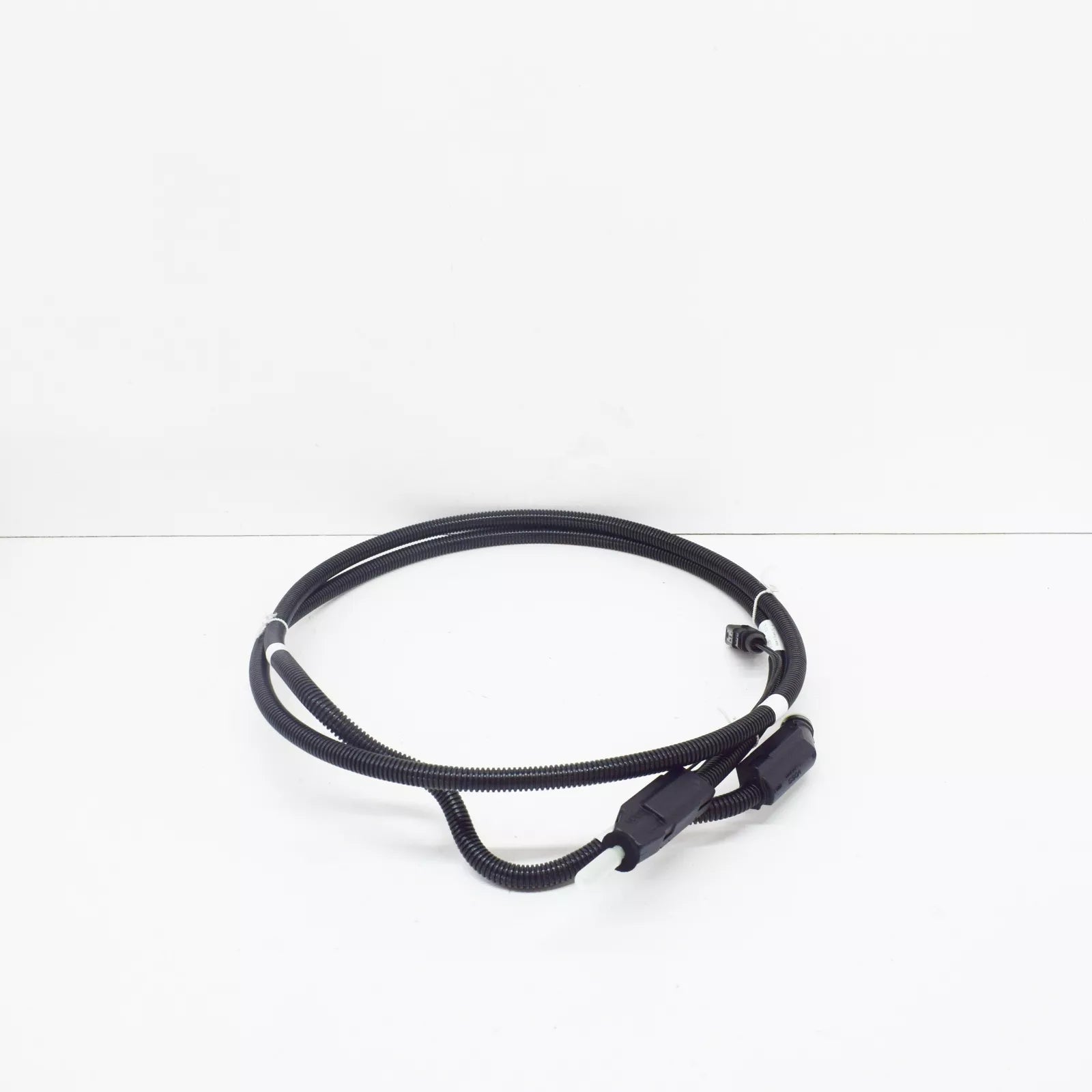 NEW VOLKSWAGEN PASSAT B8 REDUCTION AGENT SUPPLY LINE 561131984E