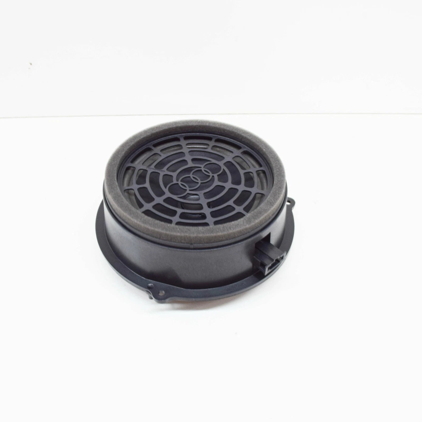 NEW AUDI A4 B8 REAR DOOR MID-RANGE BASS SPEAKER 8K0035411A ORIGINAL