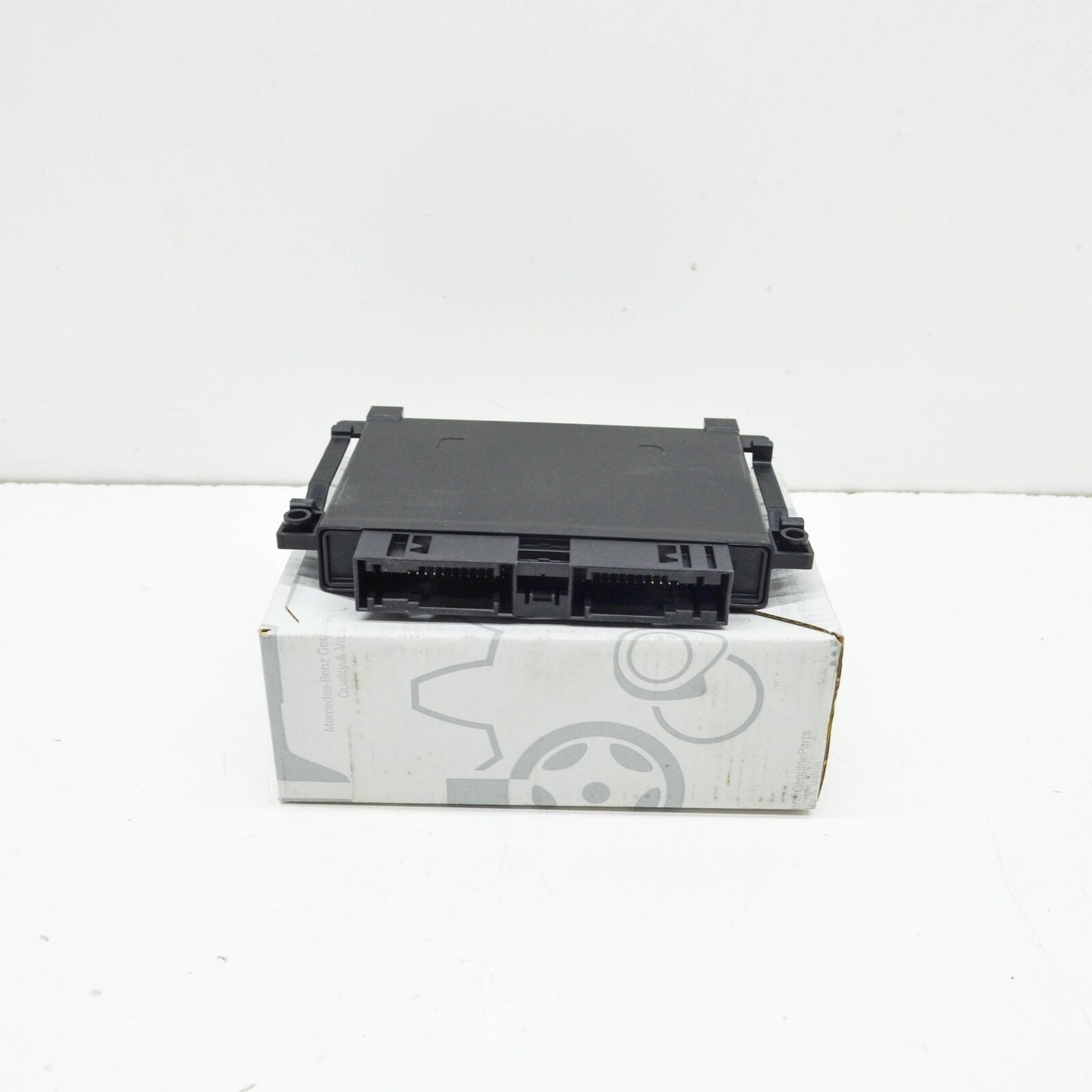 NEW MERCEDES-BENZ E W213 GEARBOX CONTROL UNIT A2139004119 ORIGINAL
