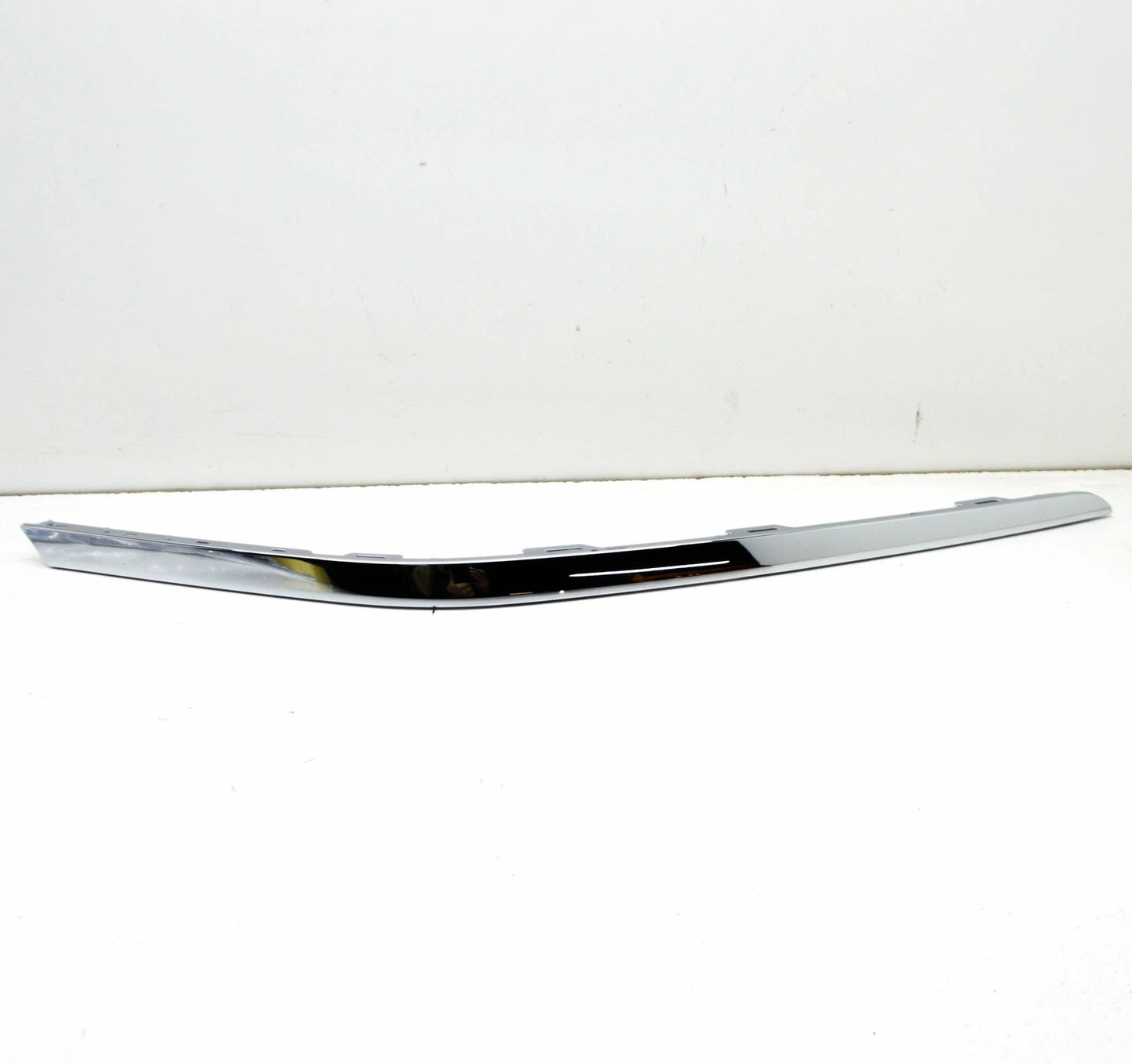 NEW VOLKSWAGEN PHAETON 3D FRONT RIGHT BUMPER MOLDING STRIP 3D0807718G2ZZ