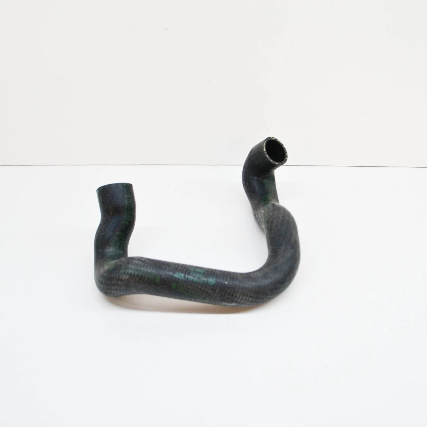 NEW BMW 3 E30 COOLANT WATER RADIATOR PIPE HOSE 320I PETROL 11531287651 ORIGINAL