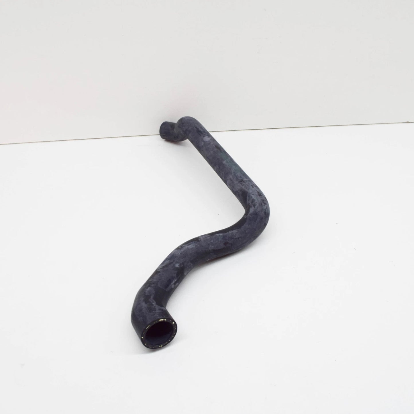 NEW BMW 3 E36 CABRIO COUPE SEDAN COOLING SYSTEM WATER HOSE 11531405581 ORIGINAL