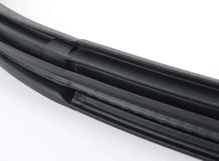 NEW AUDI A5 SPORTBACK 8T FRONT RIGHT INNER DOOR SEAL RUBBER 8T0845354E ORIGINAL