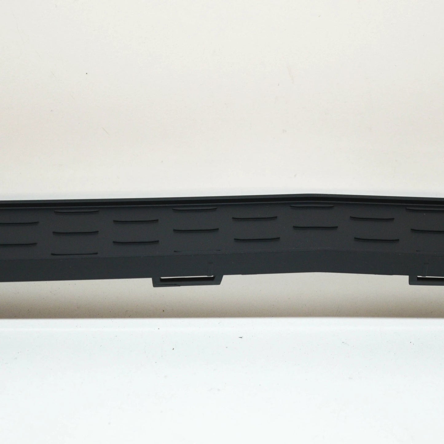 NEW MERCEDES-BENZ GLA H247 FRONT BUMPER CENTER TRIM A2478855005