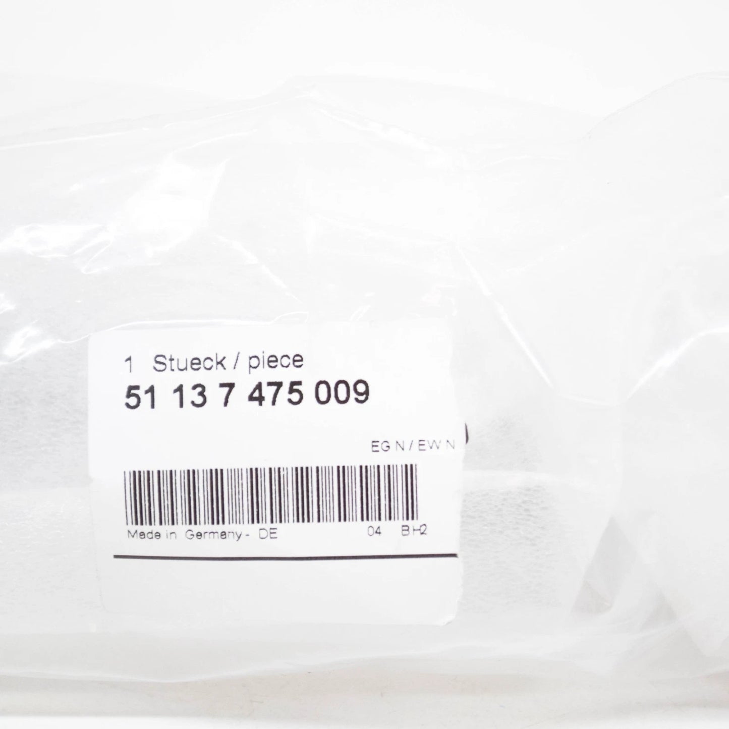 NEW BMW 4 G22,G82 FRONT WINDSHIELD LEFT VERTICAL TRIM DRIP 51137475009 ORIGINAL