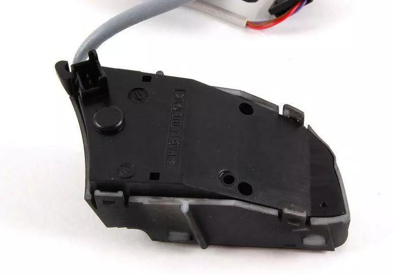 NEW AUDI A3 8P STEERING WHEEL MULTIFUNCTION BUTTONS 8J09515275PR ORIGINAL