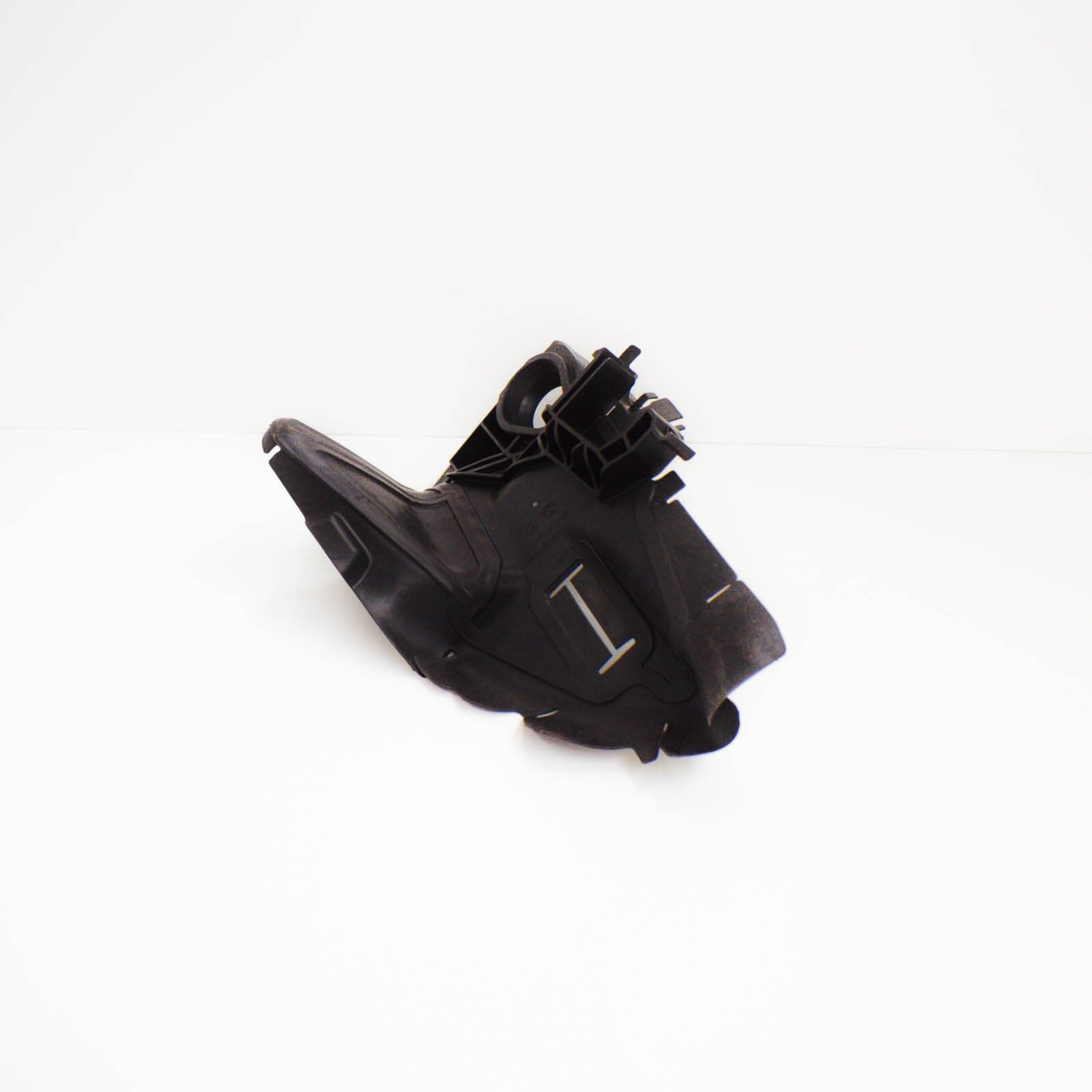 NEW MERCEDES-BENZ C W205 OIL COOLER RIGHT MOUNT BRACKET A2055013520 ORIGINAL