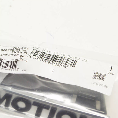 NEW VOLKSWAGEN CRAFTER FRONT BUMPER GRILLE EMBLEM 7C0853948MGM