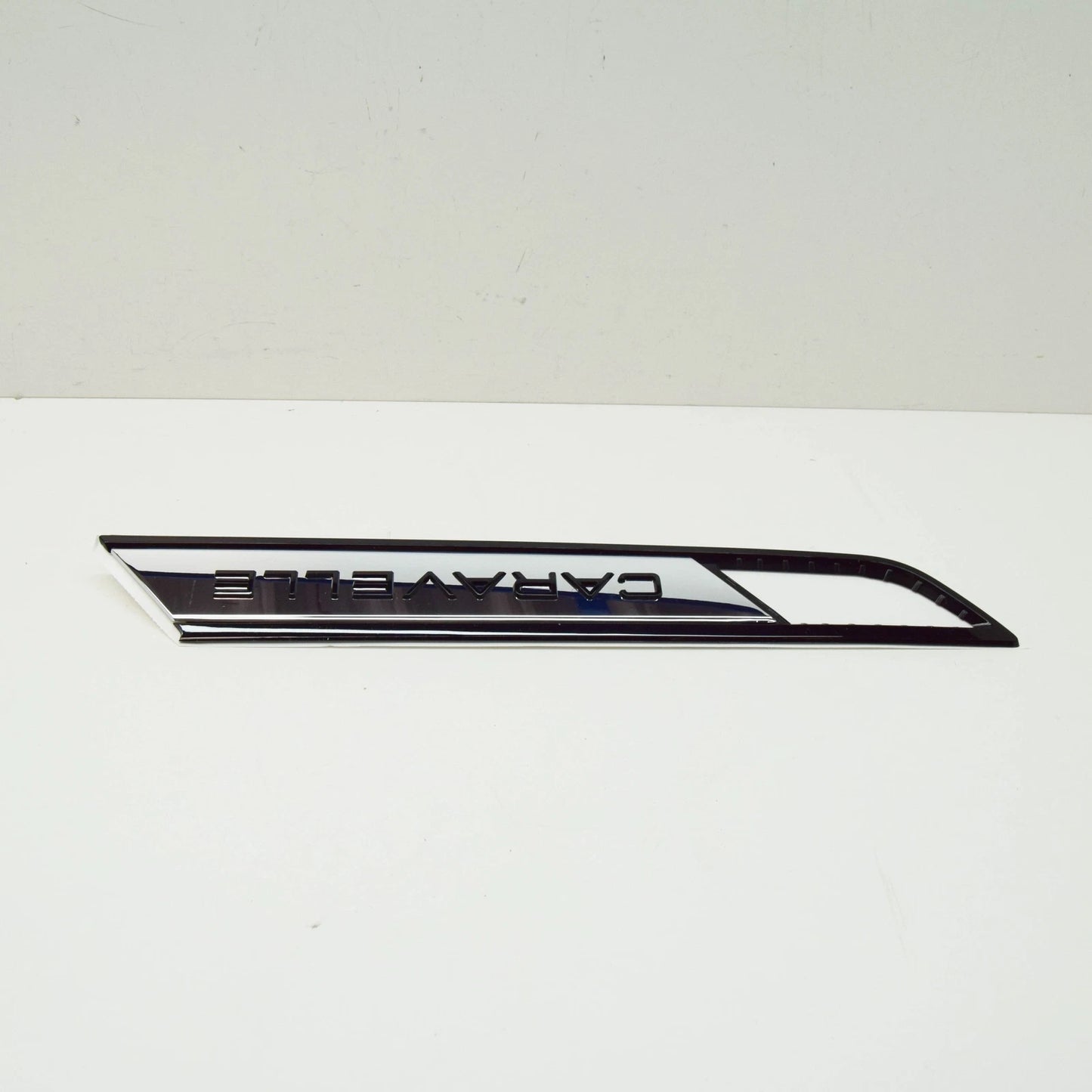 NEW VOLKSWAGEN TRANSPORTER T6 FURGON RIGHT WING BADGE 7LA853675KDPJ ORIGINAL