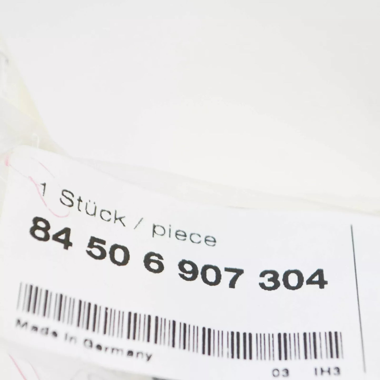 NEW BMW 5 E39 REAR WINDOW TELEPHONE ANTENNA BASE 84506907304 6907304 ORIGINAL