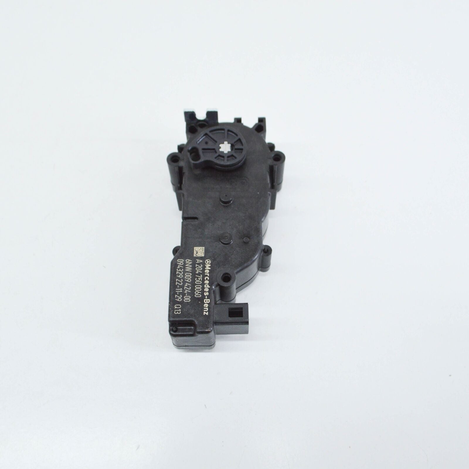 NEW MERCEDES-BENZ GLA X156 REAR PANEL DOOR DRIVE SYSTEM A2047500060 ORIGINAL