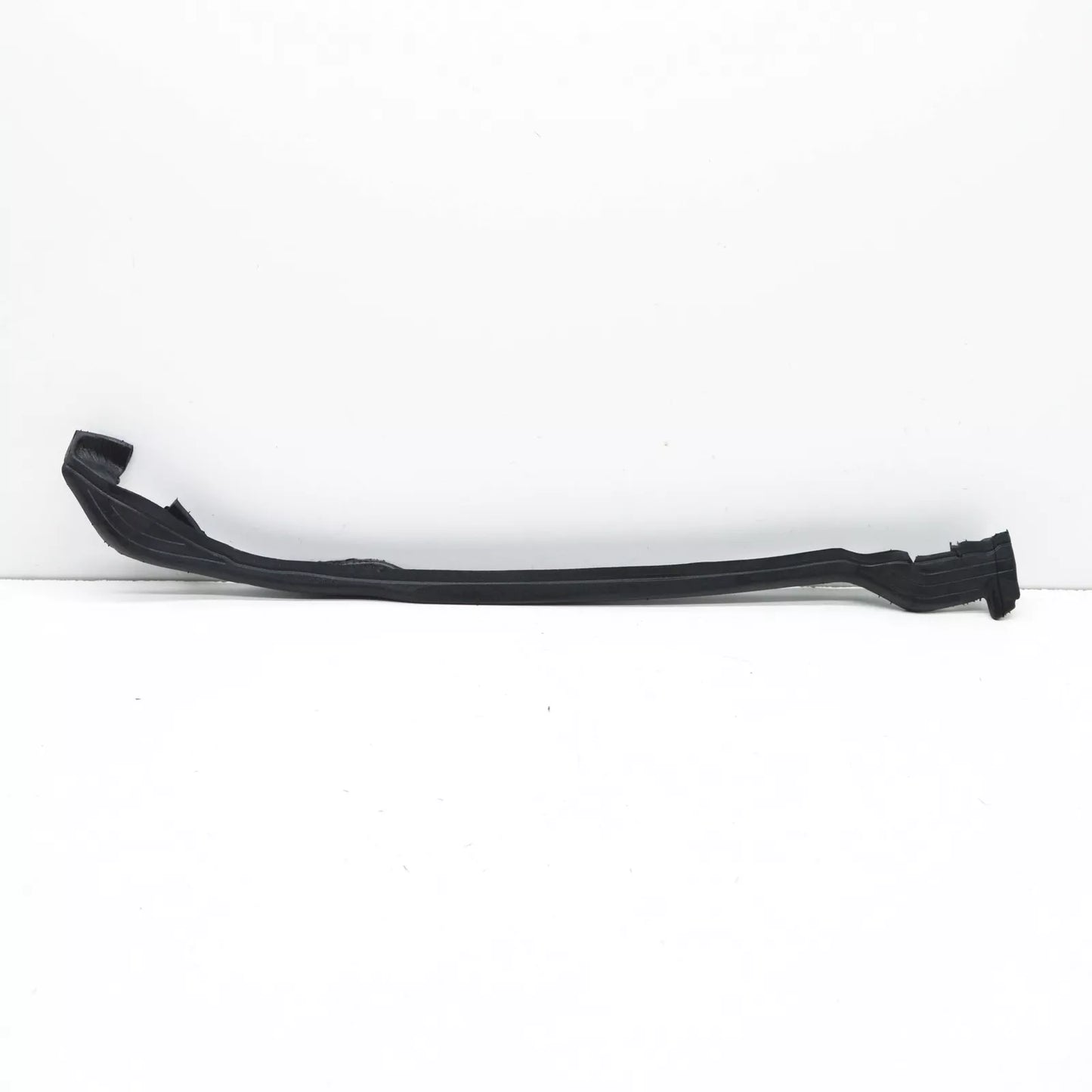 NEW BMW 3 F30, F80 LEFT SIDE PANEL SEALING 51487301069 7301069 ORIGINAL