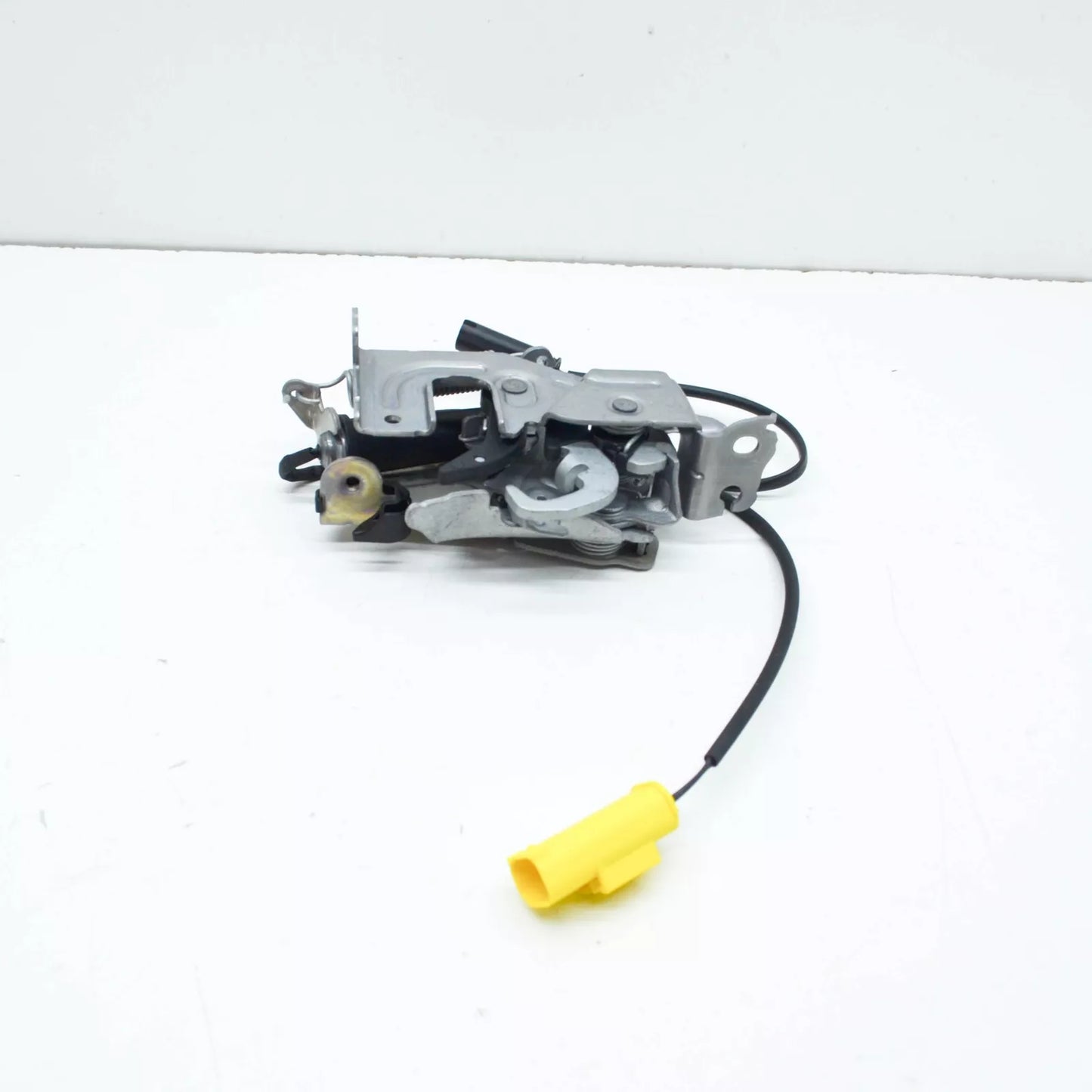 NEW BMW 1 F40 FRONT LEFT BONNET HOOD LOCK 51237468349 ORIGINAL