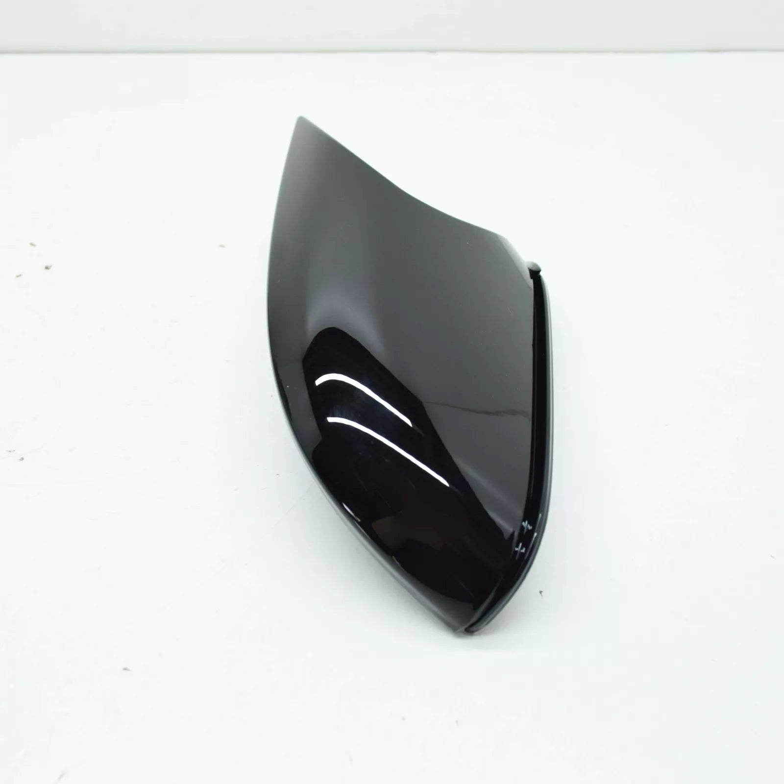NEW BMW 2 F45 FRONT RIGHT WING MIRROR LOWER COVER 51167391900 7391900 ORIGINAL