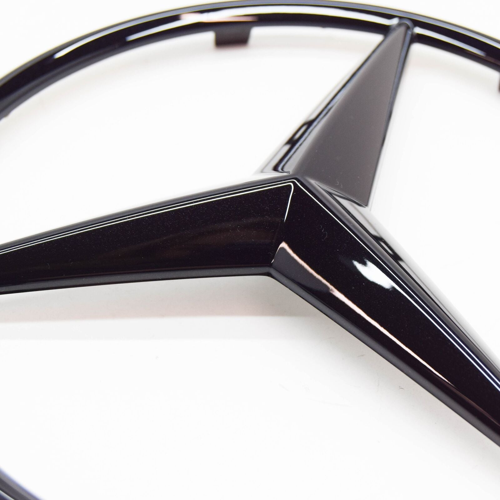 NEW MB G W463 FRONT RADIATOR GRILLE EMBLEM STAR A00081777029197 ORIGINAL