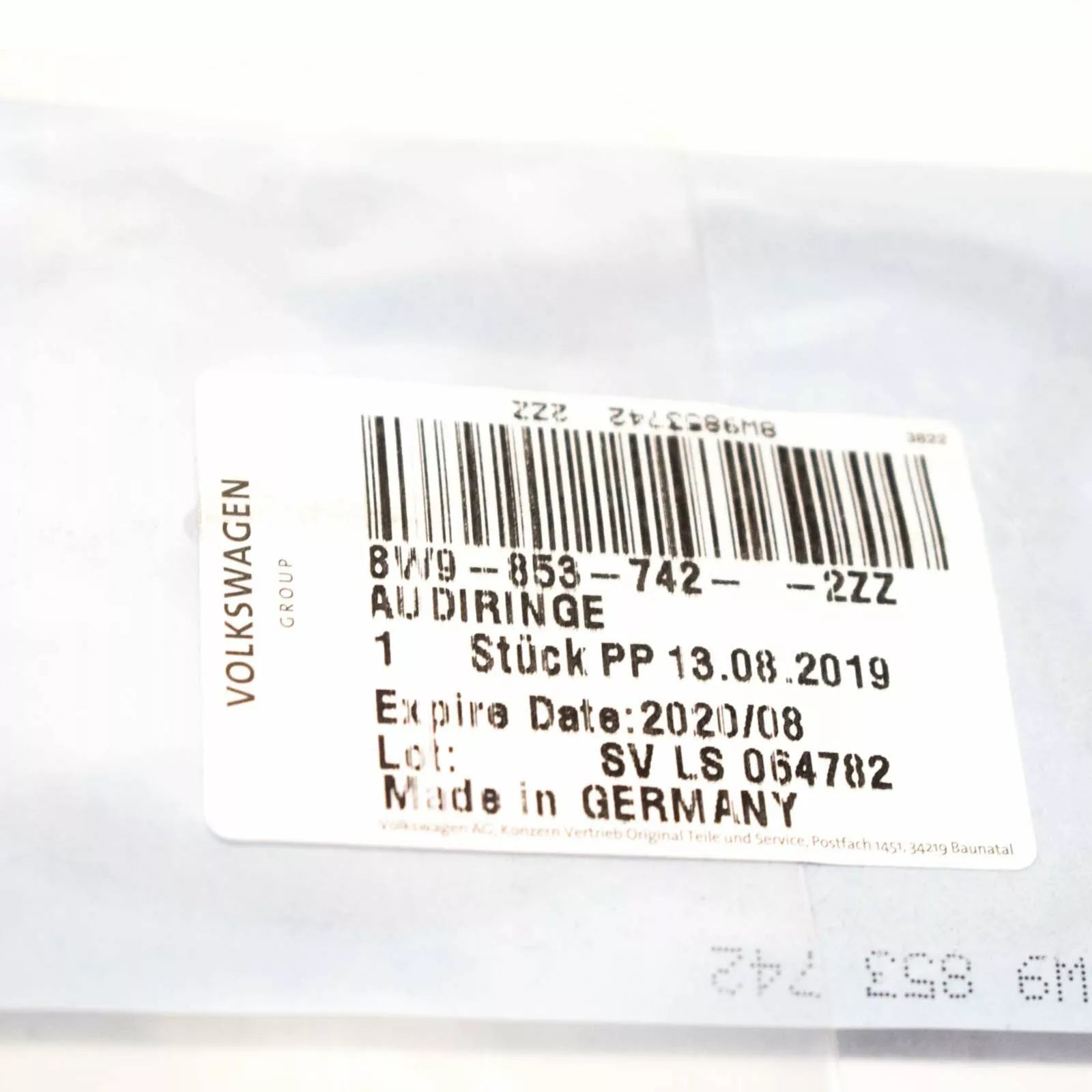 NEW AUDI A4 B9 BOOTLID BADGE 8W98537422ZZ 2017