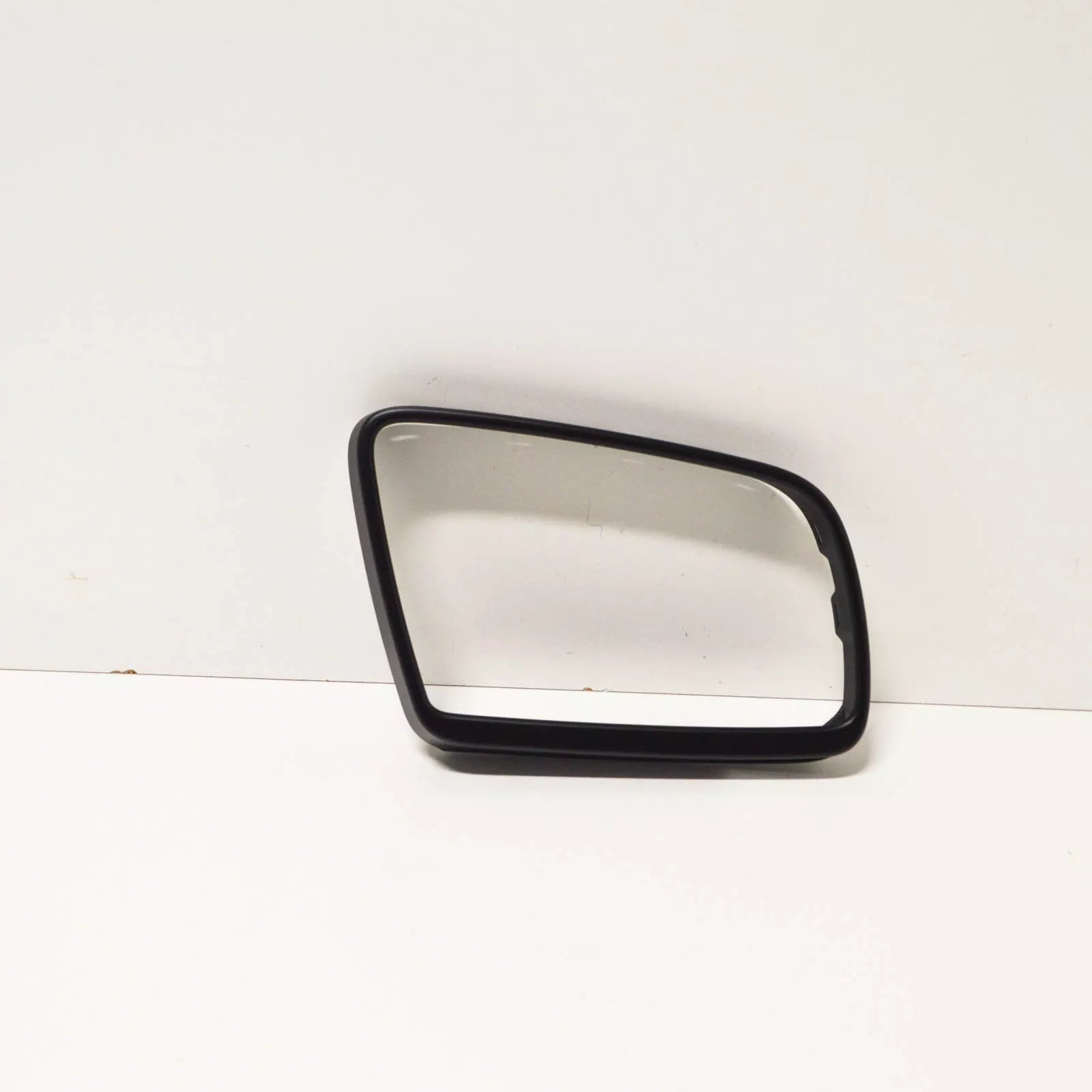 NEW BMW 5 E60 FRONT RIGHT MIRROR COVER SUPPORT TRIM 51167074954 7074954 ORIGINAL