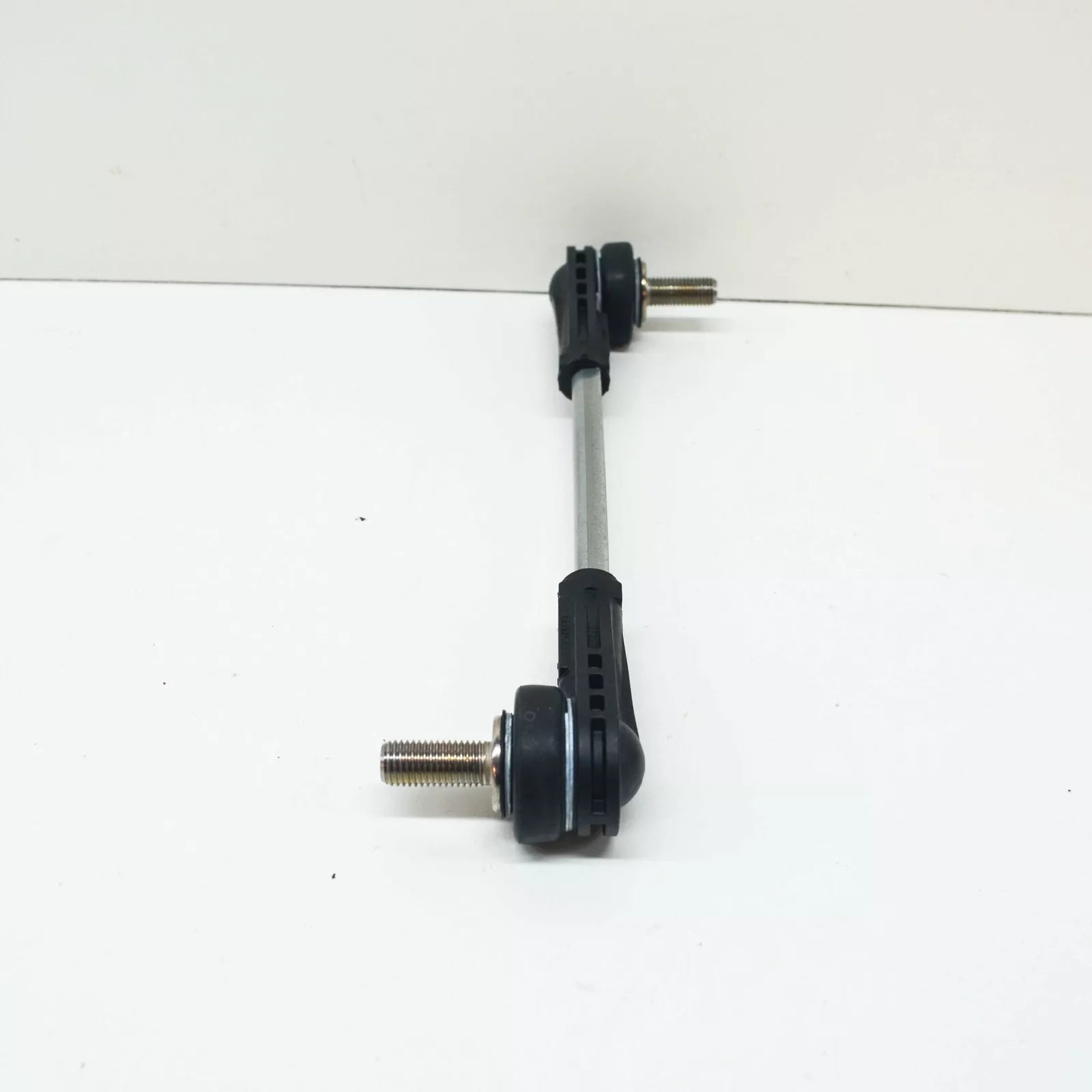 NEW BMW 5 G30 FRONT SUSPENSIOM STABILIZER END LINK 31306861483 ORIGINAL
