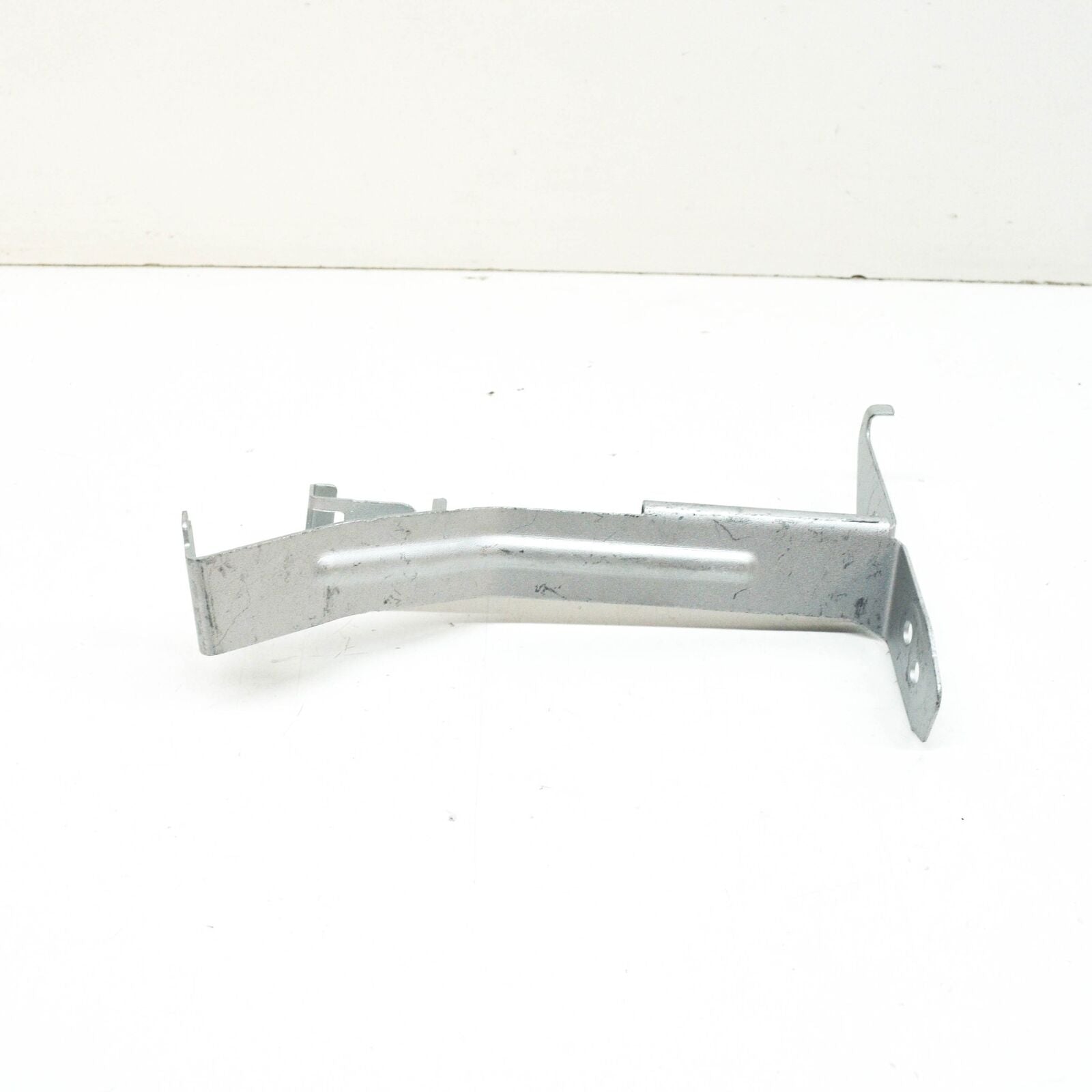 NEW MB C-CLASS COUPE C204 FRONT SHIELD BRACKET HOLDER A2045241340 2012 ORIGINAL