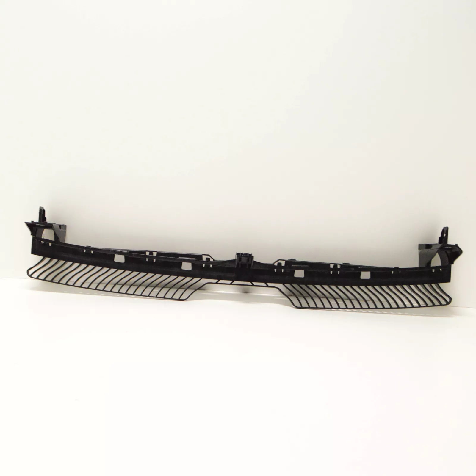 NEW VW TIGUAN 5N FRONT UPPER RADIATOR SUPPORT ACCESS COVER 5NN805705F