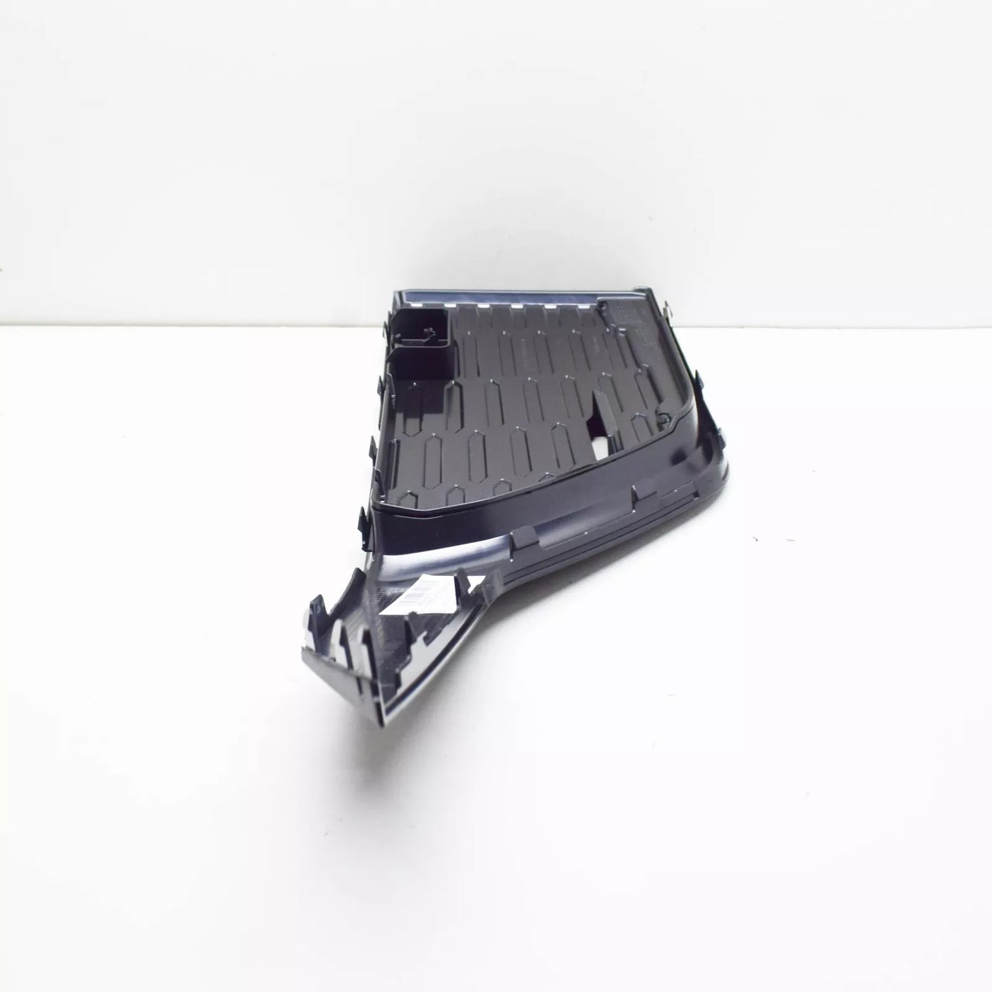 NEW AUDI Q7 4M FRONT BUMPER LEFT GRILLE 4M0890681B ORIGINAL