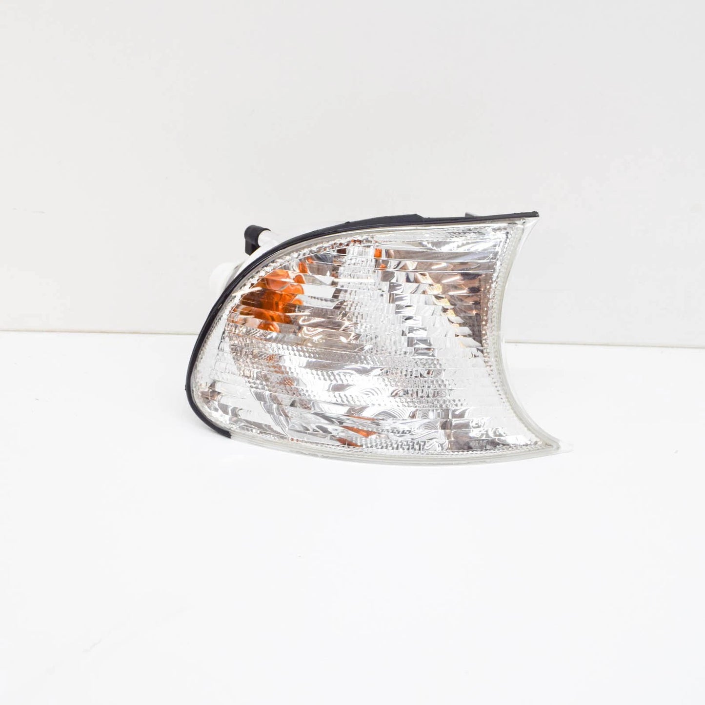 NEW BMW 3 E46 FRONT RIGHT TURN SIGNAL INDICATOR 63137165858 7165858 ORIGINAL