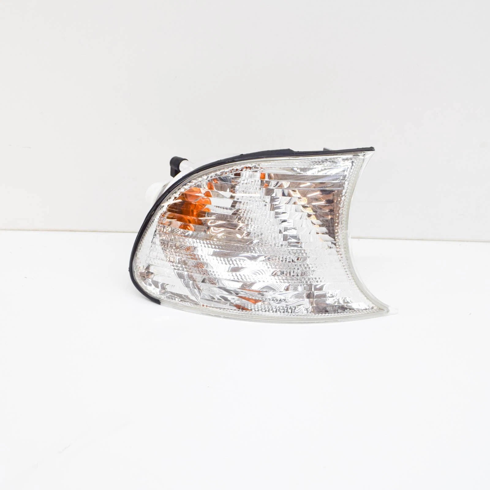 NEW BMW 3 E46 FRONT RIGHT TURN SIGNAL INDICATOR 63137165858 7165858 ORIGINAL