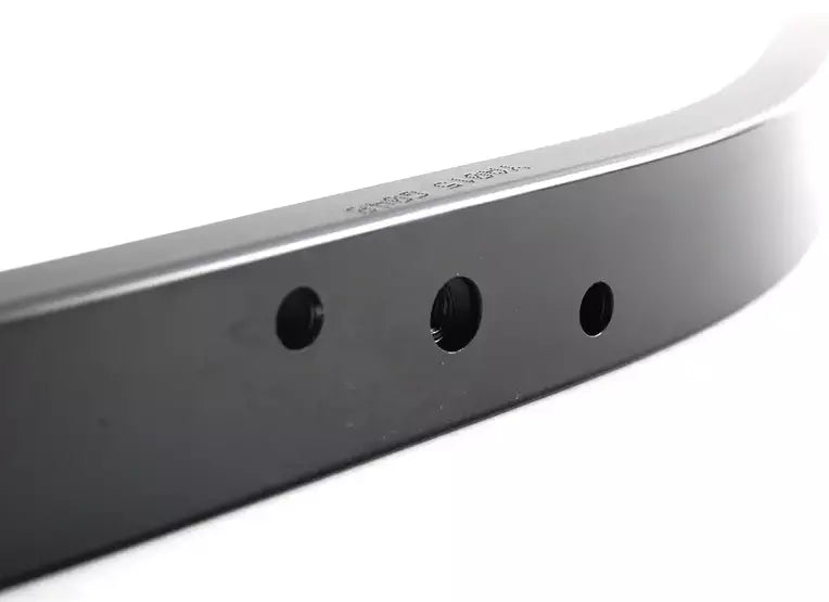 NEW AUDI R8 SPYDER 42 FRONT LEFT FENDER LINER BRACKET 420805357C