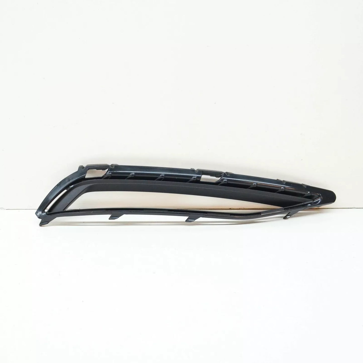 NEW AUDI Q7 4M FRONT RIGHT BUMPER AIR GUIDE TRIM 4M0807158A ORIGINAL