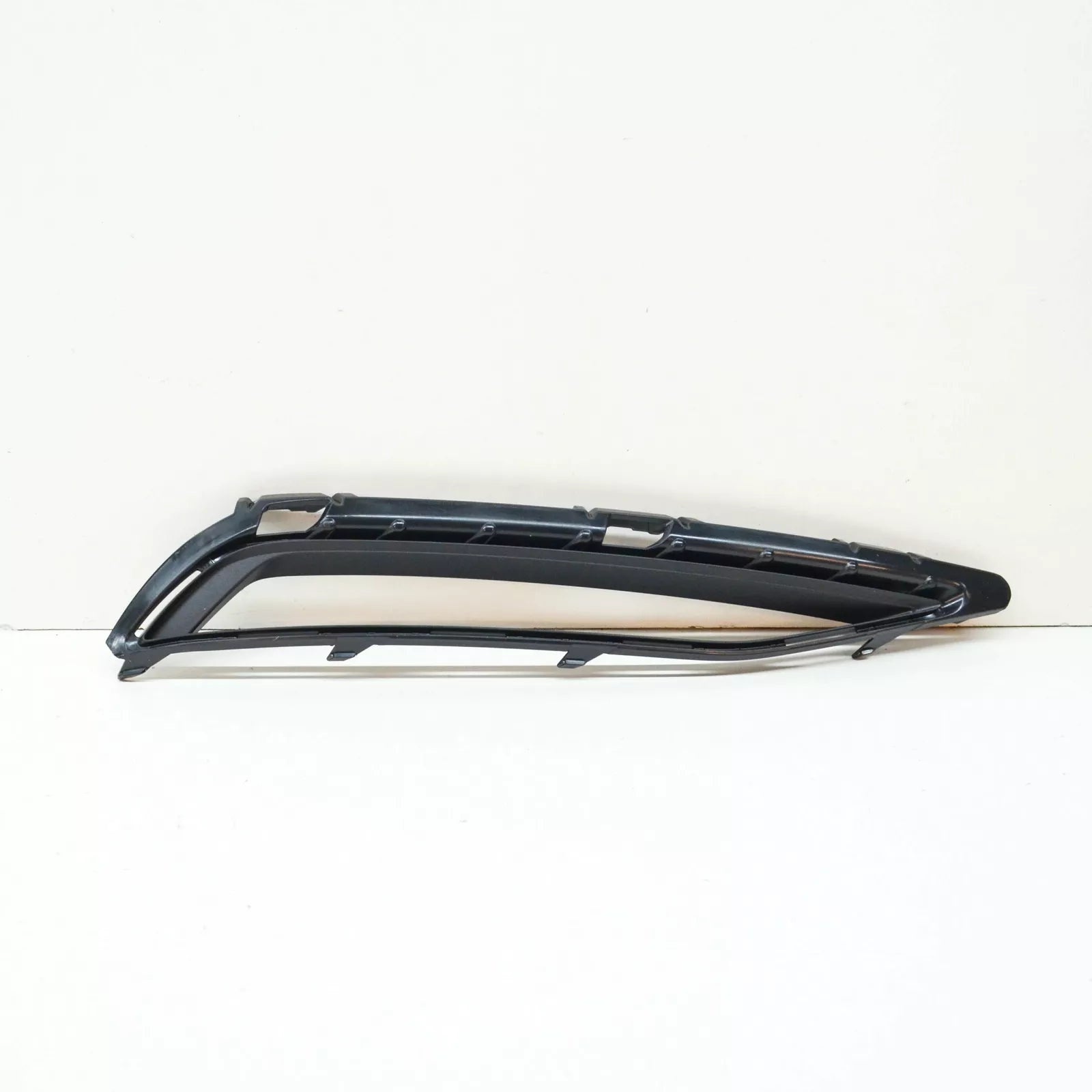 NEW AUDI Q7 4M FRONT RIGHT BUMPER AIR GUIDE TRIM 4M0807158A ORIGINAL