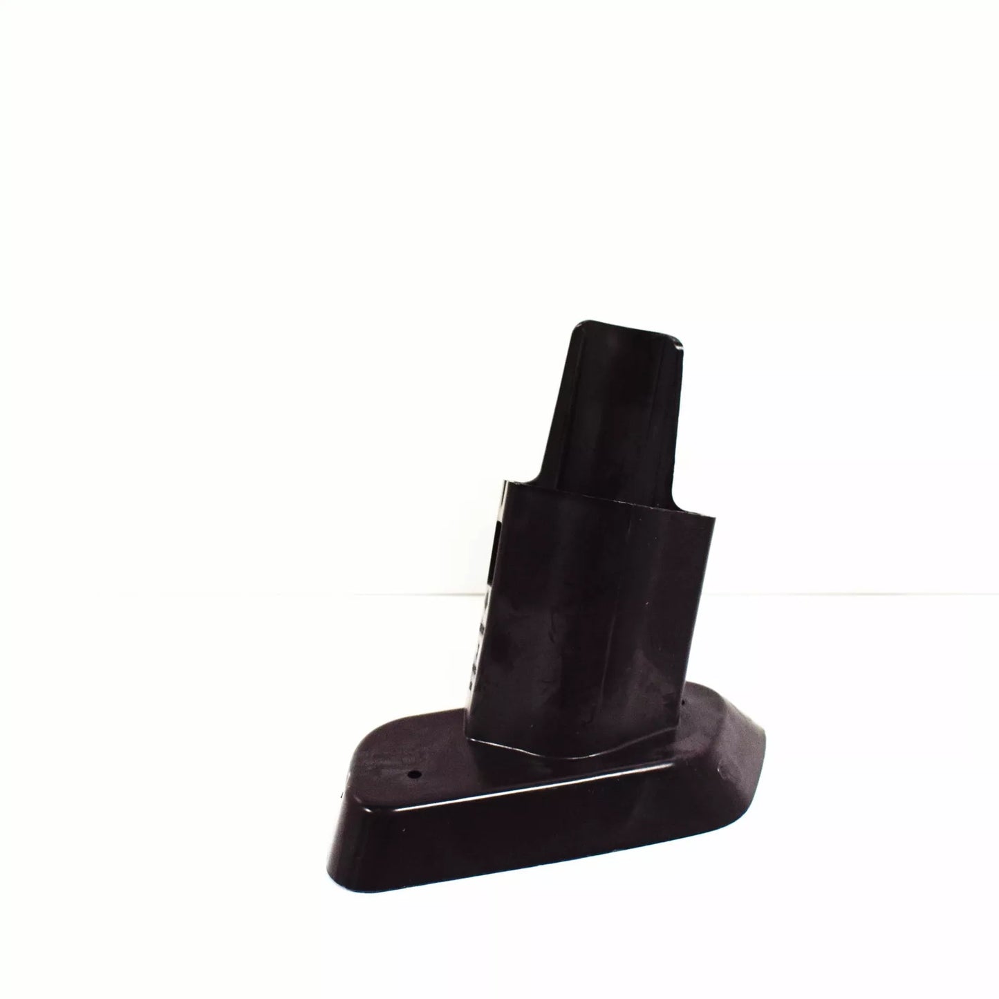 NEW VOLKSWAGEN TOUAREG 7P RIGHT HEADLIGHT WASHER GUIDE FRAME 7P6807942 ORIGINAL