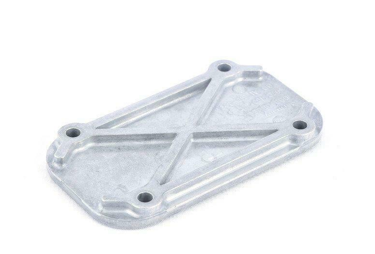 NEW VW TOUAREG 7L CYLINDER BLOCK ENGINE FLANGE 07C103185D ORIGINAL