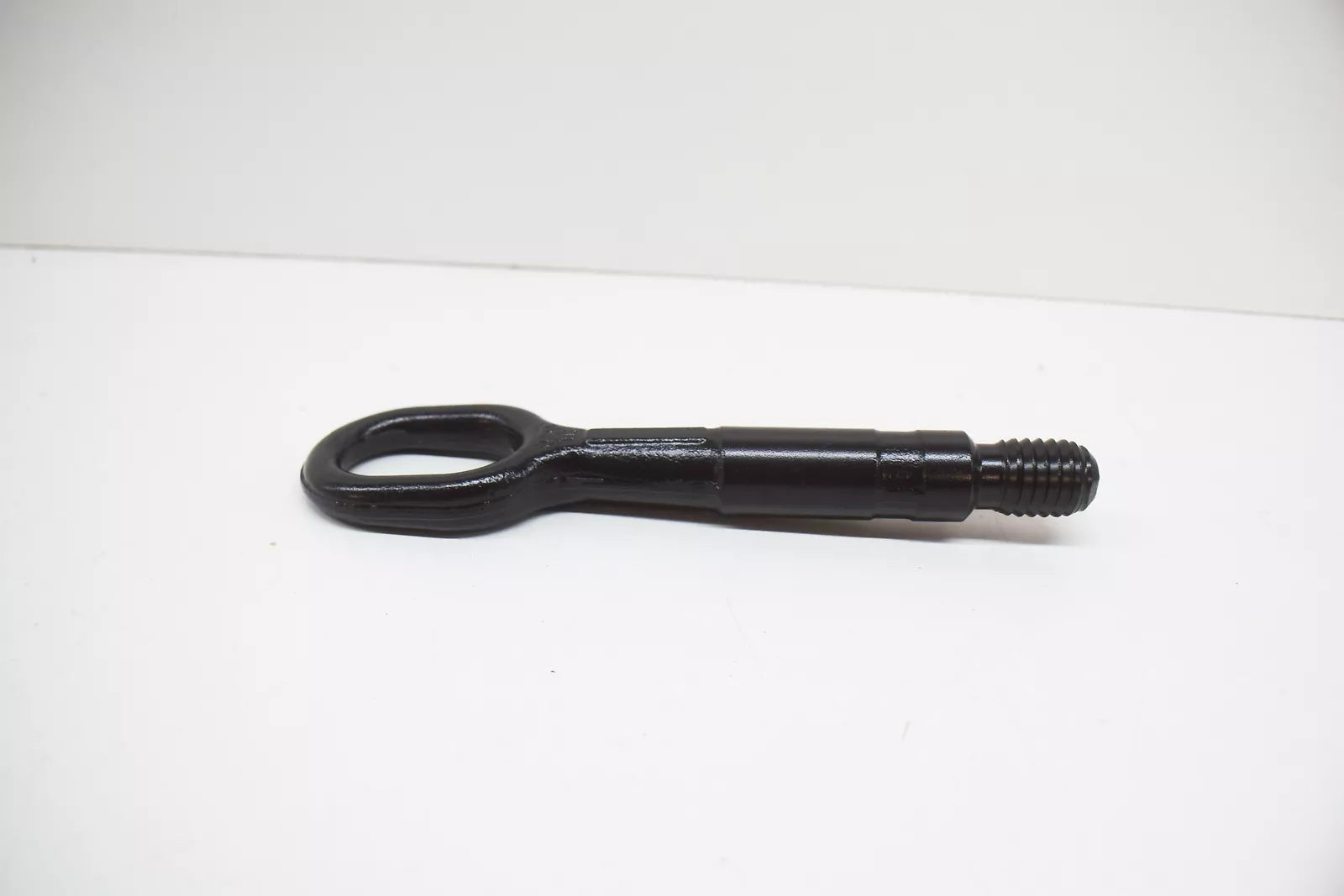 NEW VOLKSWAGEN PASSAT B8 TOWING EYE HOOK 8K0805615A