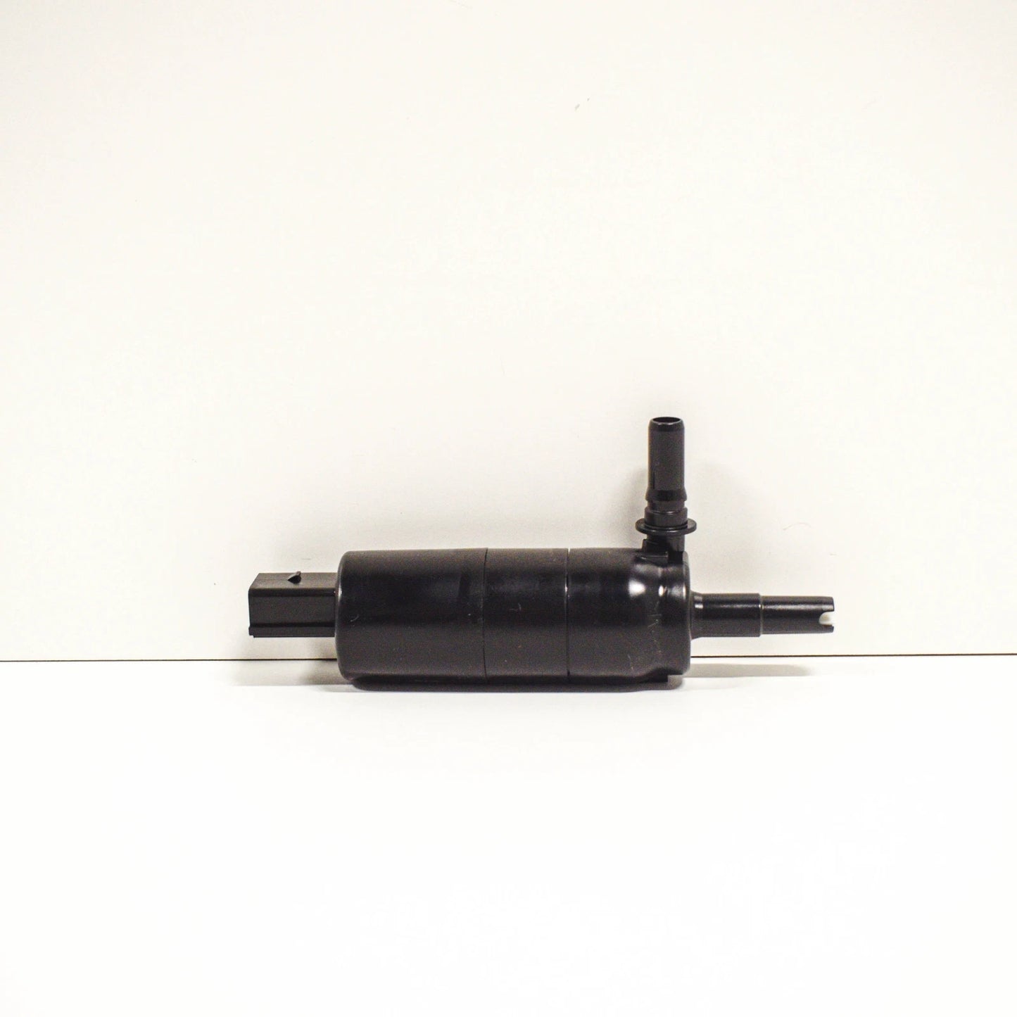 NEW BMW 1 F20 HEADLIGHTS WASHER PUMP 67637217792 7217792 ORIGINAL