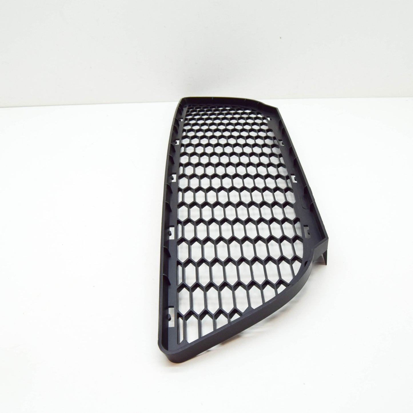 new bmw 3 e90 m front bumper lower center grille 51117906494 7906494 original