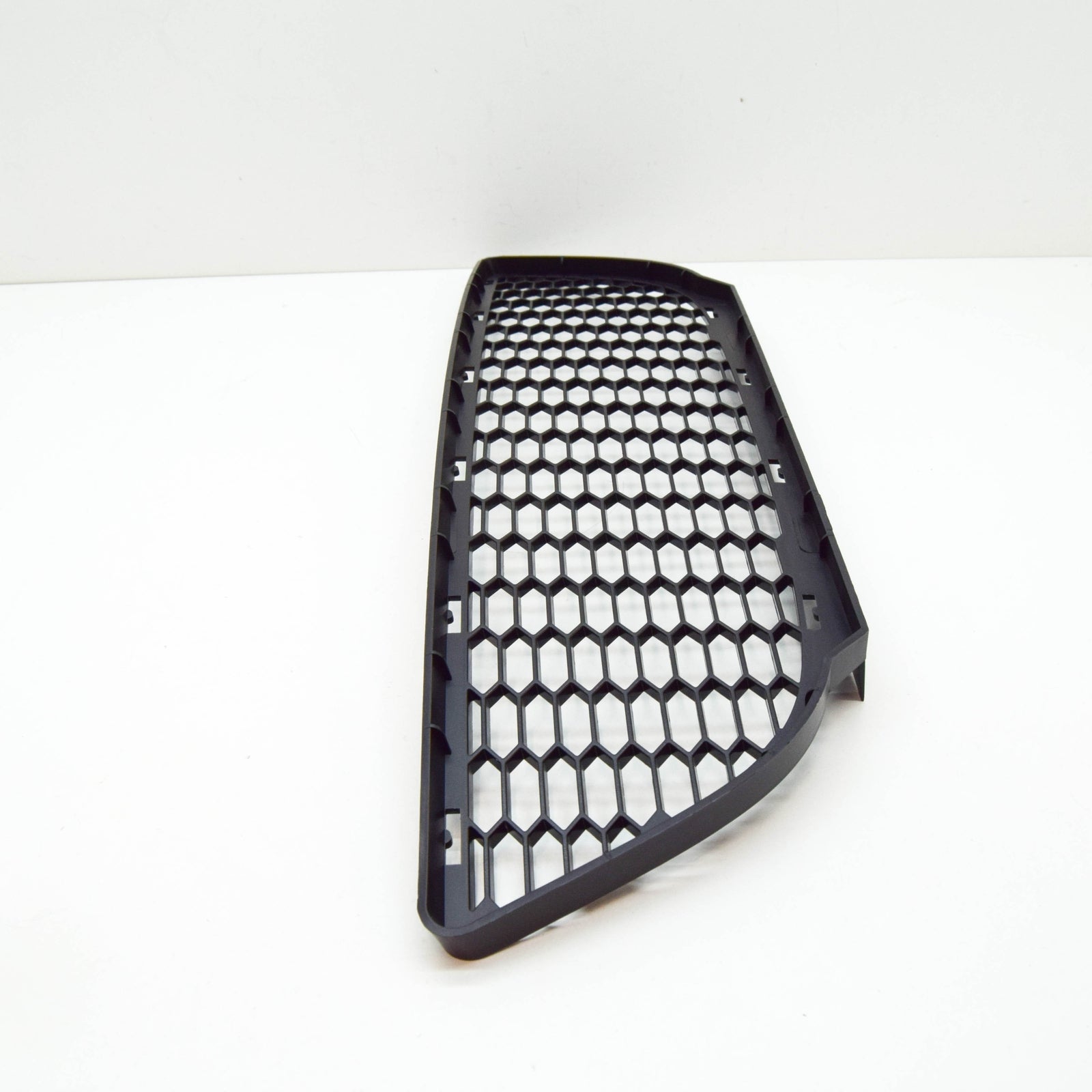 new bmw 3 e90 m front bumper lower center grille 51117906494 7906494 original
